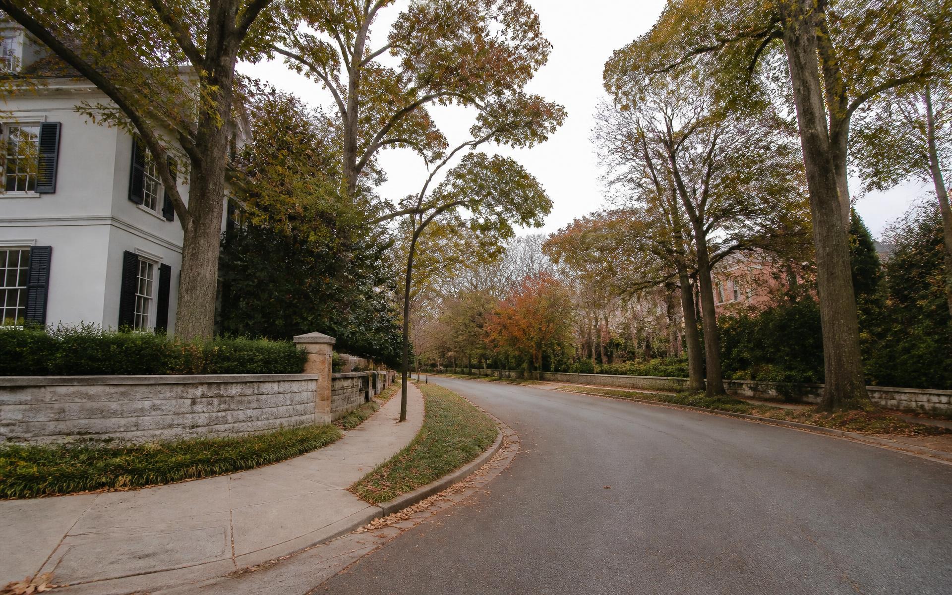 Curving residential lane in Myers Park, Charlotte, in early autumn